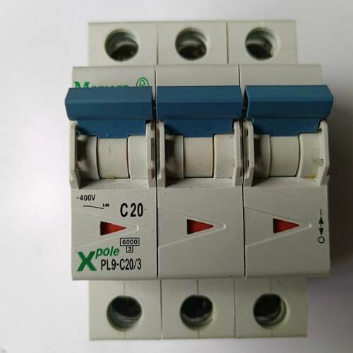 PLD9X-20/4/D/01微型断路器（小型器）空气器 - 图1