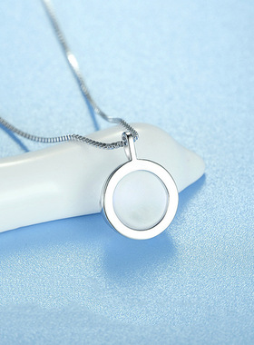 Light Luxury Niche Antler Pendant Necklace Imitation