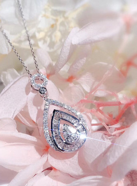 Necklace With Eight Hearts And Eight Arrows Full Of