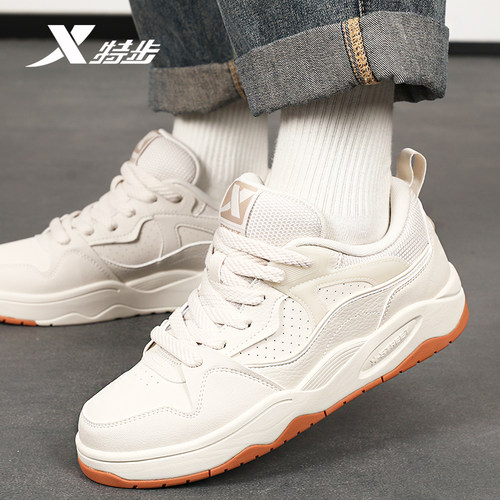 特步小白鞋男冬季新款百搭板鞋青少年滑板鞋皮面防水男士运动鞋子 - 图3