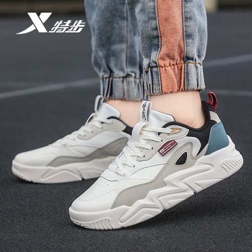 特步男鞋板鞋男冬季网面透气休闲鞋官方旗舰店正品皮面防水运动鞋 - 图1