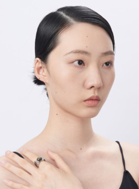 镶嵌周雨彤同款戒指小众设计