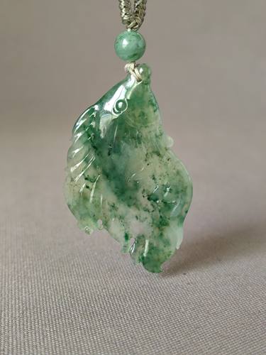 独山玉收藏级标本级冰底老天蓝料连年有余佩，冰冰润润，色翠色美 - 图0