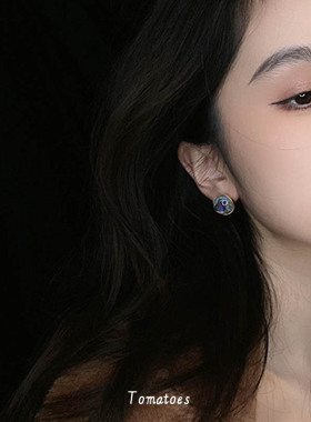 全店买三送一复古金箔花朵耳钉女