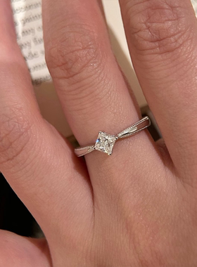 正品莫桑钻对戒情侣戒指结婚百年好合款方糖方钻莫桑石钻戒加厚