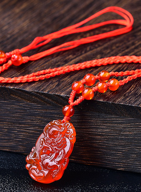 天然红玛瑙十二生肖吊坠玉髓鼠牛虎兔龙蛇马羊猴鸡狗猪男女项链