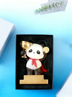 可爱熊猫奖杯造型装饰摆件