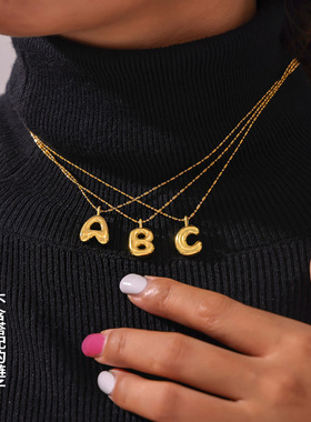 跨境热卖光面泡泡气球26个英文字母吊坠配饰百搭铜材质镀金饰品