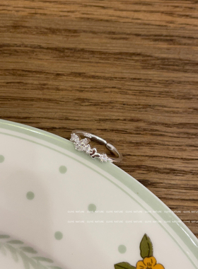 归野简约银色蝴蝶锆石开口戒指女