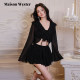 ແບບດຽວກັນກັບ Huang Yi - Maison Wester 2025 ລະດູຮ້ອນແບບໃໝ່ທີ່ມີແຂນອອກດອກເລັກນ້ອຍ ແລະ cardigan ສີບົວເພື່ອໃຫ້ເບິ່ງແບບສະບາຍໆ