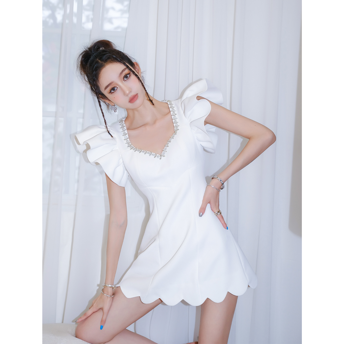 Maison Wester夏季白色钻链连衣裙年优雅轻奢时尚甜美少A字裙 - 图1