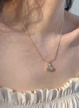 莓拉「心动信号」锁骨链爱心吊坠小众法式精致感百搭项链生日礼物