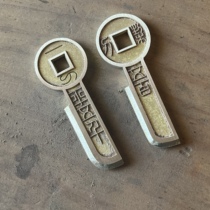 Ancient coin knife flat five thousand and Cheecutter 500 high about 75 mm thick about 4 mm brass