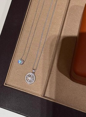 超闪花窗罗盘项链女款高级感轻奢