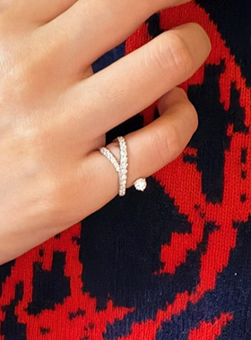 满天星交叉尾戒指女轻奢高级感