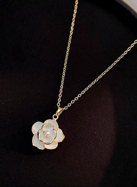 伊灿法式山茶花项链女轻奢