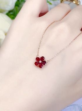 玫瑰金红宝石五叶草项链