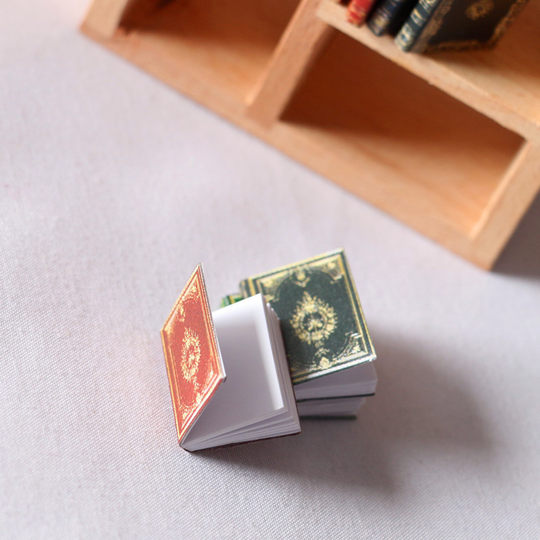 Dollhouse1 12 Mini Dollhouse Classical Books Pocket Home Accessories BJD Scene Shooting Props