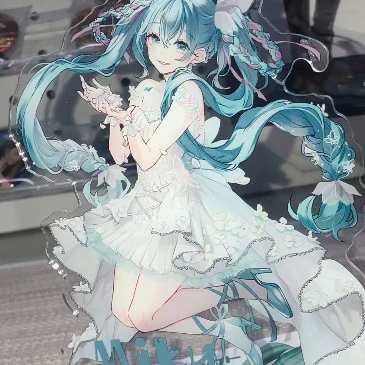 初音未来miku周边立牌双闪吧唧亚克力立牌动漫虚拟偶像二次元摆件-图2