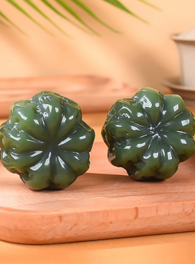 天然新疆和田玉核桃手把件健身球青白玉籽料手球玉石把玩件一对