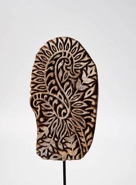 侘寂风中古雕花摆件高级感样板间玄关电视柜陈列室桌面装饰品小众