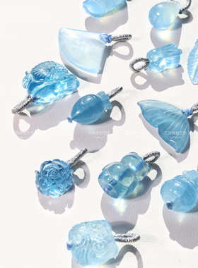 元荷男女海蓝宝雕刻件手工编织