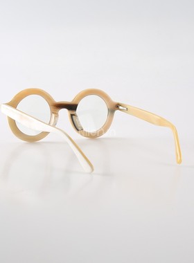 白色牛角大圆框阅读光学眼镜架内圈斜坡厚薄不平素颜摆拍太阳墨镜