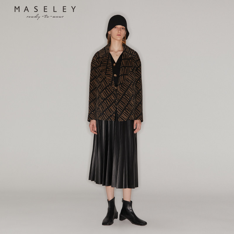 Maseley/玛塞莉热销冬季新款女装时尚直筒气质印花短款毛呢大衣