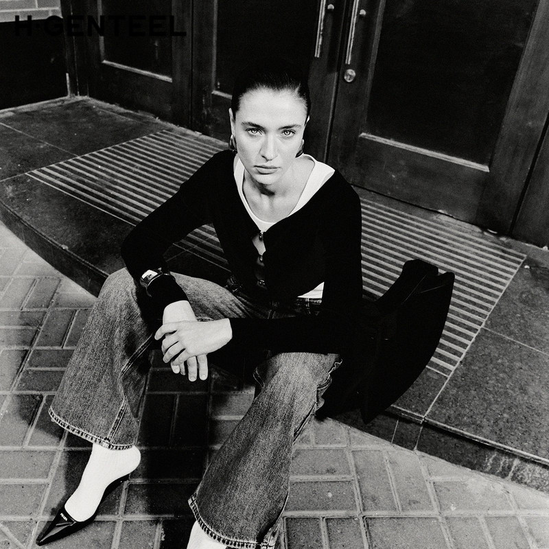 H·GENTEEL荷高新款春装女黑白撞色简约圆领套头针织衫,淘宝优惠券,粉丝福利购,淘宝优惠卷