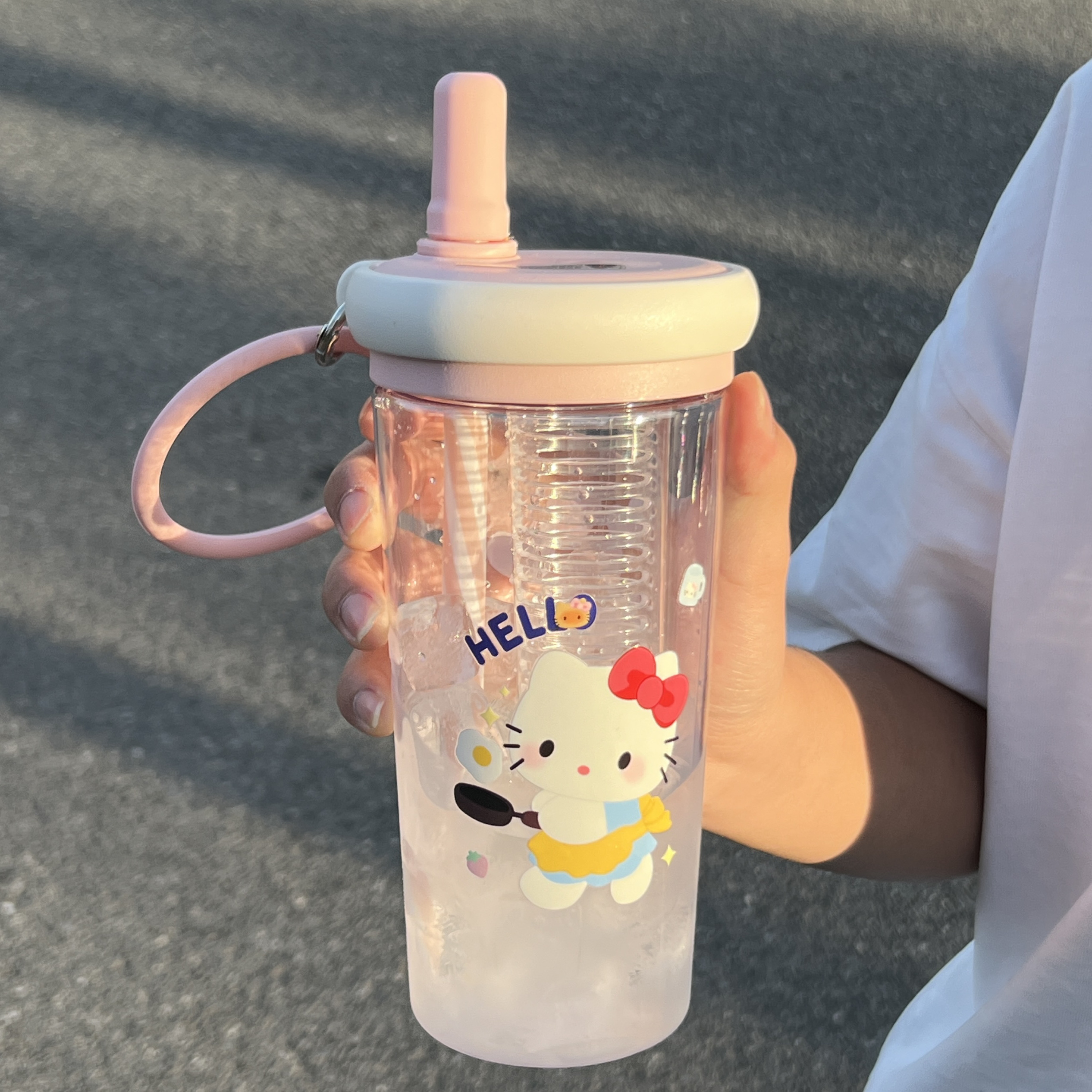 Hello Kitty夏季水杯女生高颜值网红爆款2024款水杯大容量带茶漏 - 图0