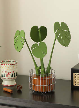 高级感龟背竹隔热垫杯垫创意餐桌摆件仿真绿植植物盆栽磁吸防烫垫
