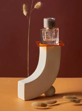 高级感陶瓷花瓶侘寂风拍照道具