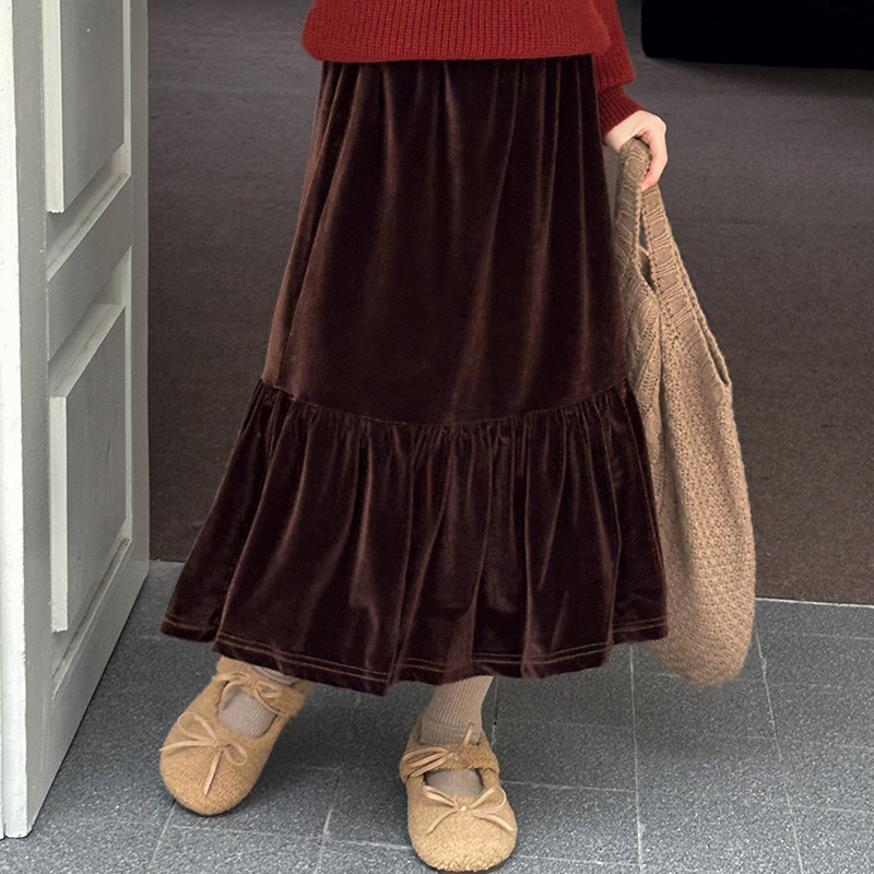 女童黑色丝绒鱼尾半身裙2026新款秋冬复古A字裙显瘦拜年服裙子潮,淘宝优惠券,粉丝福利购,淘宝优惠卷