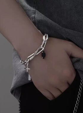 原创十字星手链男轻奢小众高级感潮牌百搭钛钢男生设计感手饰女