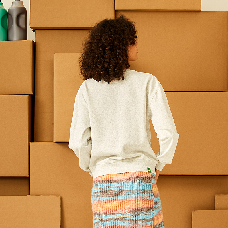 Melting Sadness春季穿搭短款卫衣亮片绣套头卫衣 - 图2