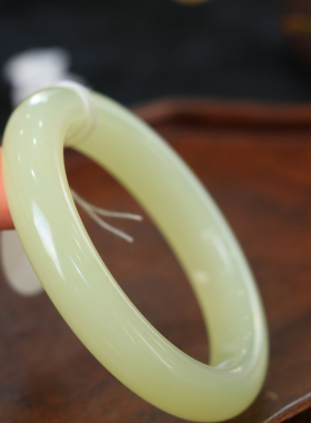 天然新疆和田玉若羌黄口料52.2圈口手镯大气典雅古风男女手饰收藏