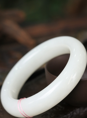 天然新疆和田玉羊脂级白玉60圈口手镯大气典雅古风男女手饰收藏