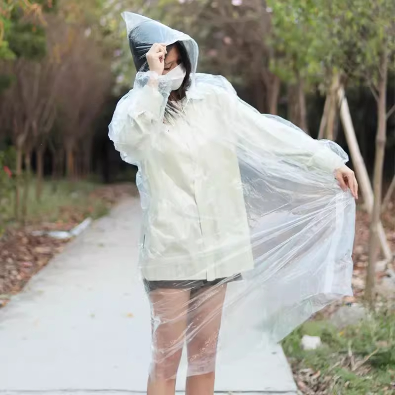 加厚卡片雨衣压缩便携一次性雨衣成人儿童旅行户外透明雨披防暴雨