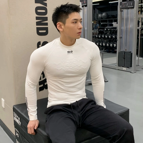 Быстросохнущее лыжное альпинистское дышащее удерживающее тепло нижнее белье для спортзала, впитывает пот и запах