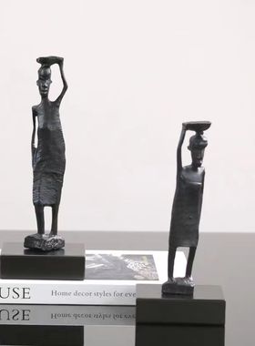 北欧创意大理石铸铁人物雕塑摆件