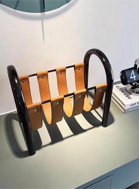 北欧客厅书房金属皮革杂志架摆件