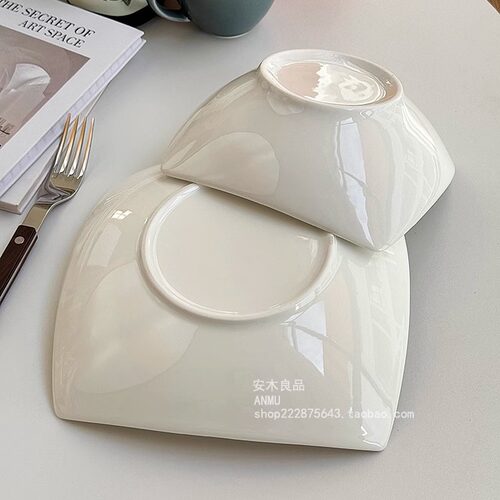 安木良品 出口订单 北欧极简ins风高级感纯白陶瓷餐厅家用四方盘 - 图3