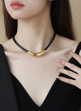 非金属冷淡风皮质油蜡绳锁骨链