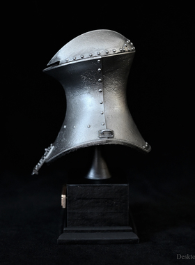 龙飞兔舞  135MM 桌面装饰品树脂摆件 欧洲骑士头盔  LTCP-392