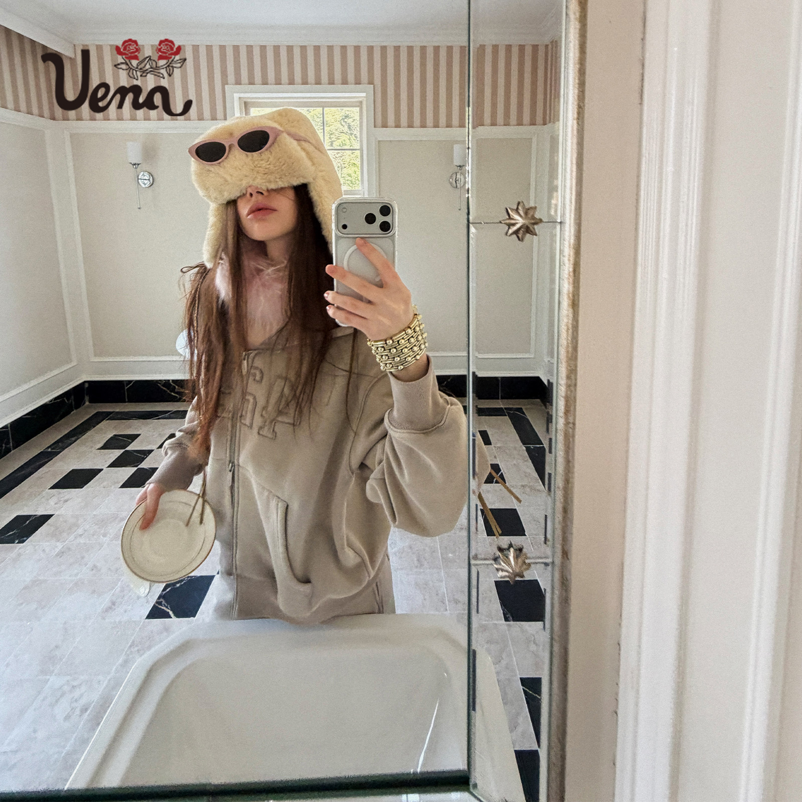 【灰晕压雪】Uena明星同款灰色水洗做旧猫须连帽加绒卫衣卫裤套装,淘宝优惠券,粉丝福利购,淘宝优惠卷