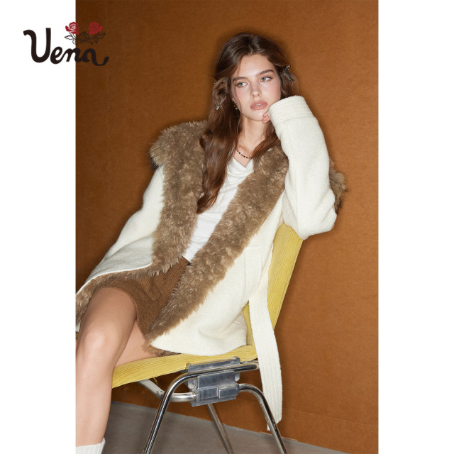 【秋酿】Uena可拆卸貉子毛领米色肌理感羊毛呢连帽绗棉外套附腰带