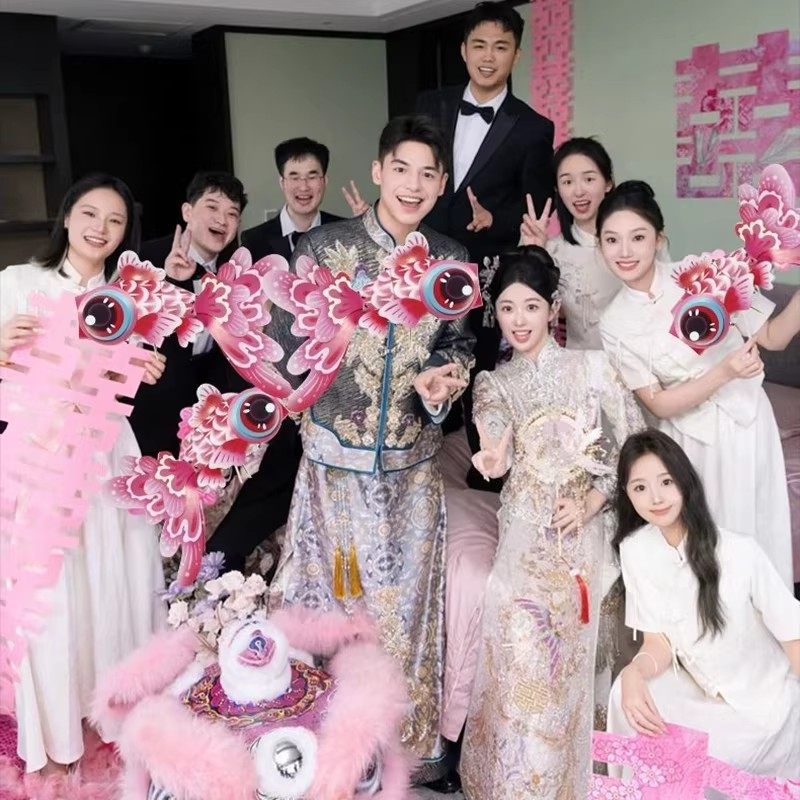 金鱼锦鲤结婚拍照道具新娘晨袍手持灯笼创意婚礼伴娘接亲婚庆用品,淘宝优惠券,粉丝福利购,淘宝优惠卷