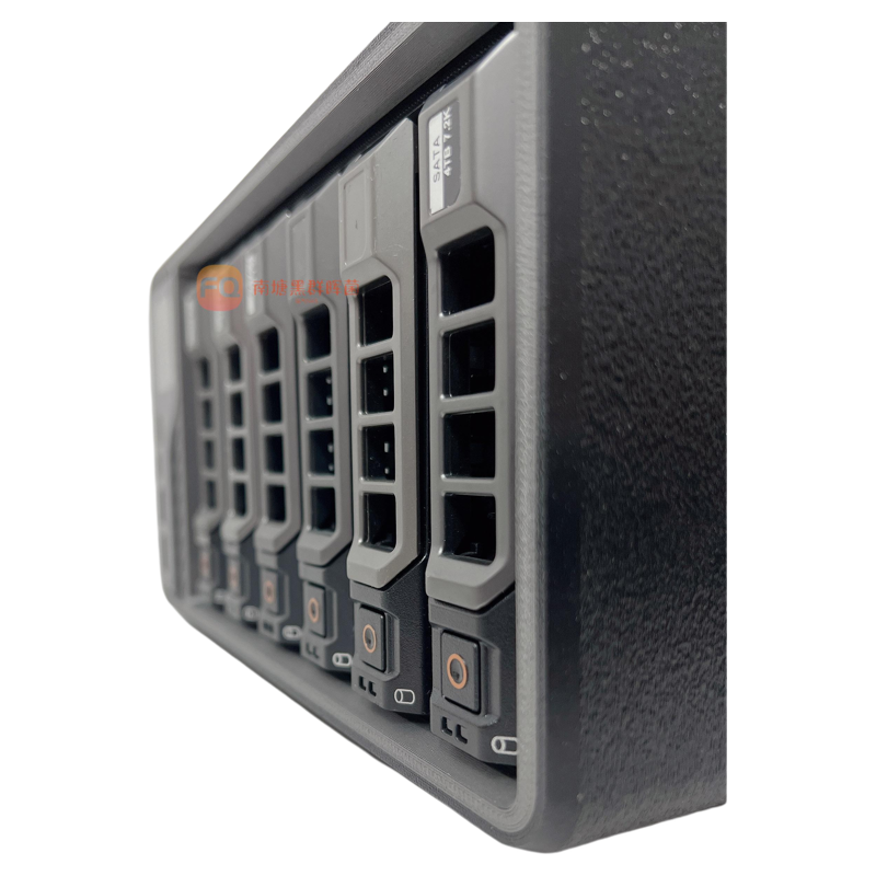 Customized NAS compatible with various system hard disk racks