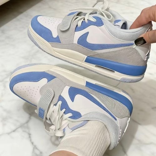 岩石体育 Nike  低帮耐磨运动休闲板鞋 - 图1