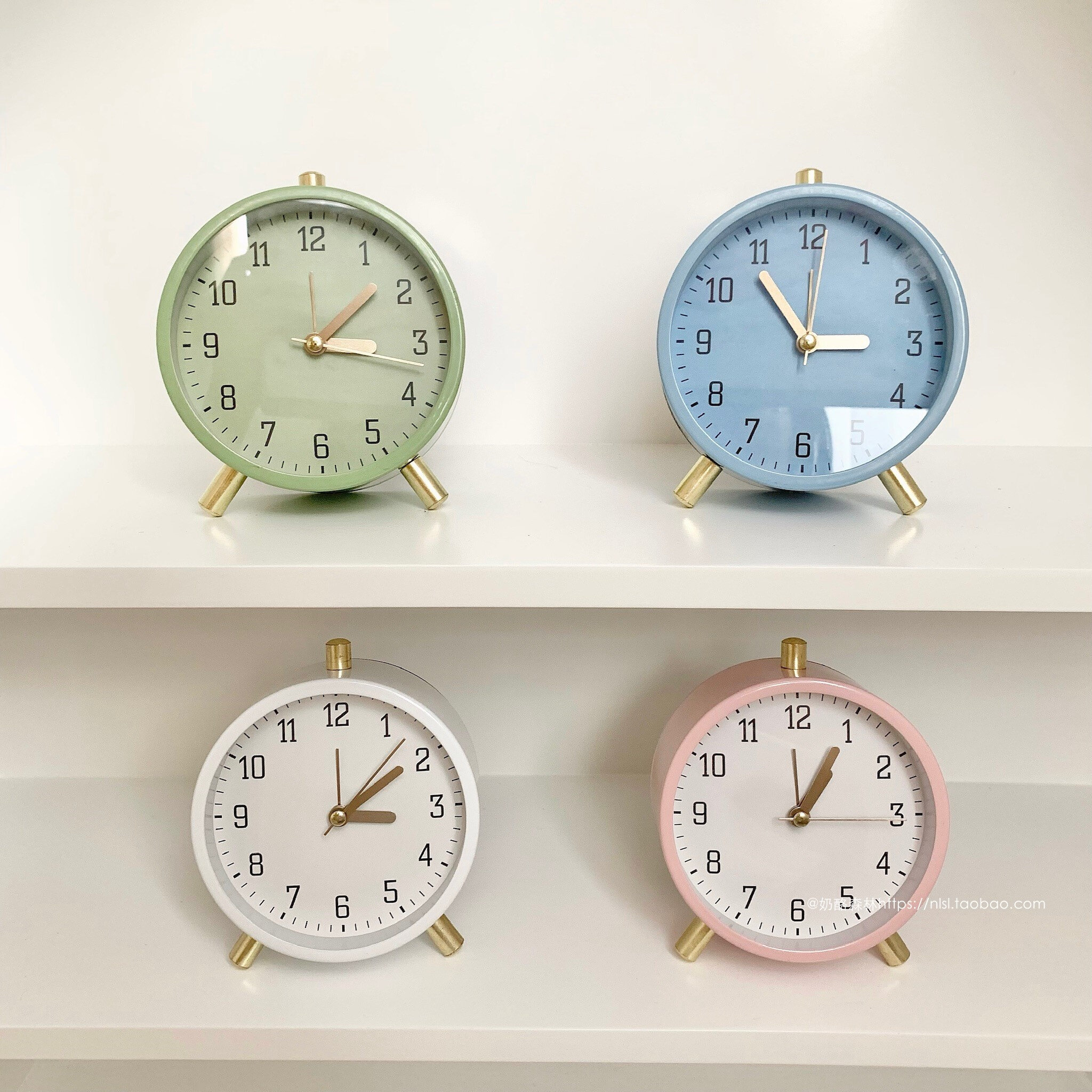 ins风欧式简约小闹钟带夜灯时钟现代学生家用金属静音石英钟表